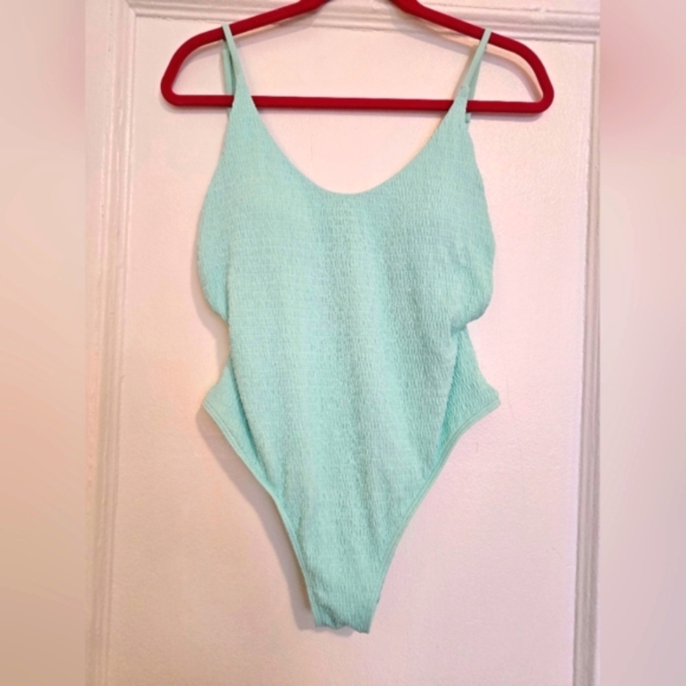 Aerie Mint Green One-Piece Textured Swimsuit - Size Medium